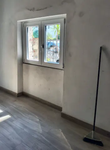 Finestra 2 ante in bianco, ristrutturazione