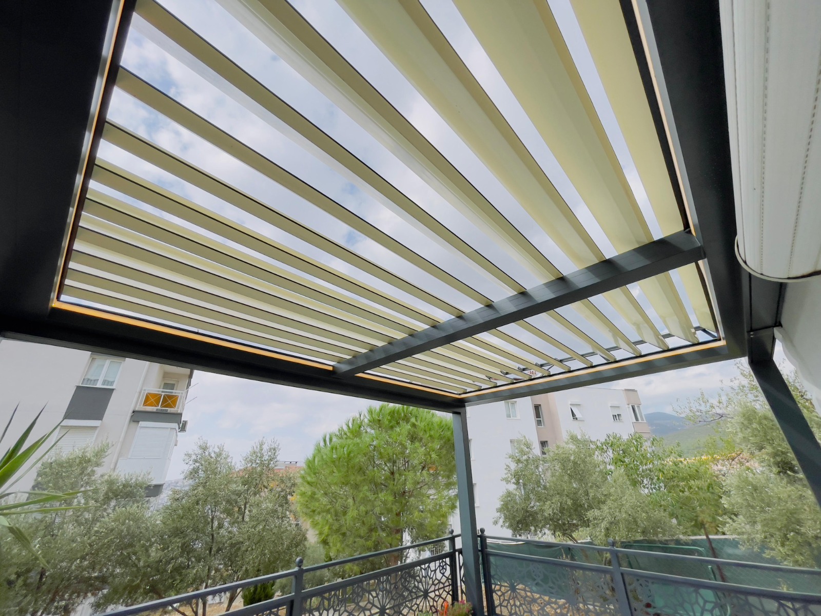 bioclimatic-pergola-sistemleri (7)
